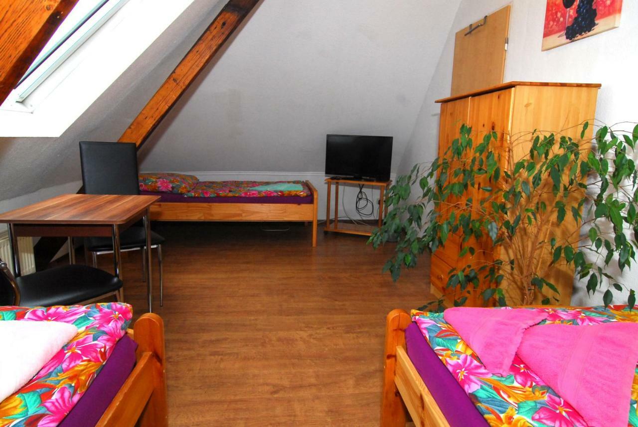 Monteurwohnungen Krings Am Steinbuechel 1 Eschweiler Buitenkant foto